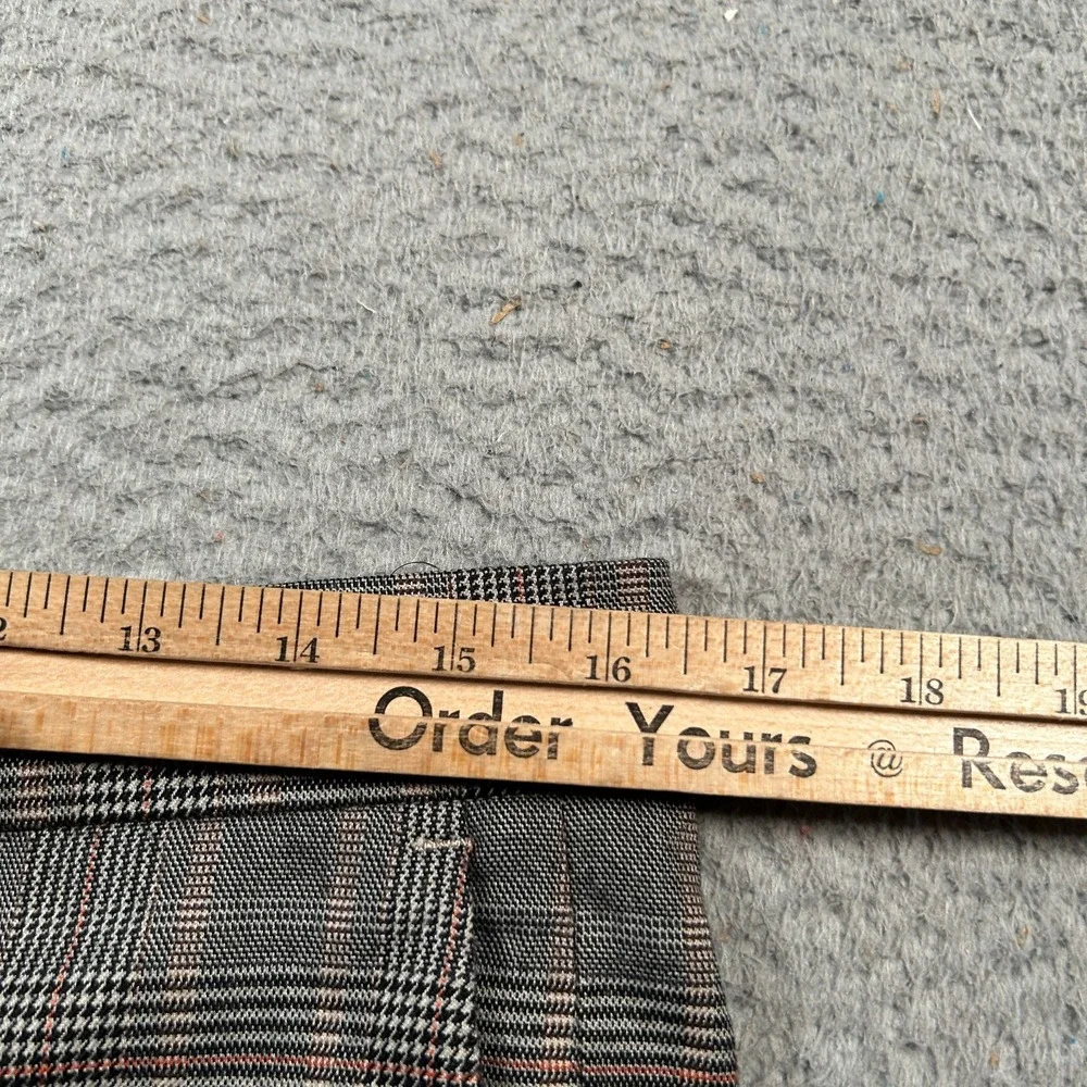 Guess Chino Pants Mens 30 (33x23)‎ Gray Plaid Slim Fit Zip Fly Straight Leg